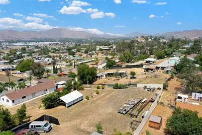 9542 52nd, Jurupa Valley, CA 92509 - Photo 39