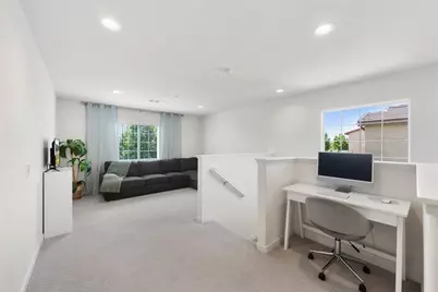 24248 Bay Laurel Avenue, Murrieta, CA 92562 - Photo 11
