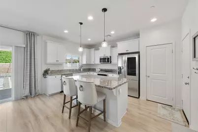 24248 Bay Laurel Avenue, Murrieta, CA 92562 - Photo 7