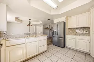 17918 Catalpa St, Hesperia, CA 92345 - Photo 11