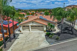 30446 S Fork Dr, Canyon Lake, CA 92587 - Photo 7