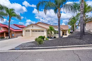 30446 S Fork Dr, Canyon Lake, CA 92587 - Photo 3