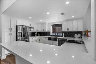 30446 S Fork Dr, Canyon Lake, CA 92587 - Photo 9