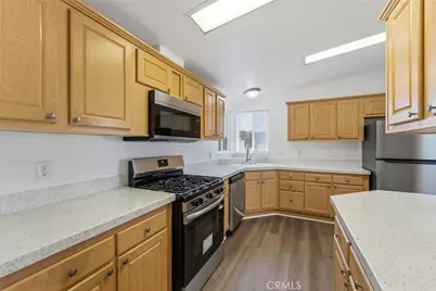 880 N Lake Street #49, Hemet, CA 92544 - Photo 9