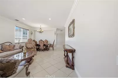 33413 Alagon, Temecula, CA 92592 - Photo 3