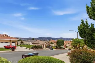 42748 Mountain Shadow, Murrieta, CA 92562 - Photo 3