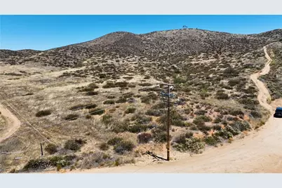 1 Intrepid Road, Temecula, CA 92592 - Photo 9