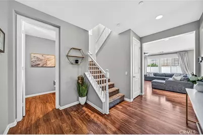 30354 Woodland Hills Street, Murrieta, CA 92563 - Photo 9