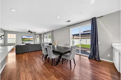 30354 Woodland Hills Street, Murrieta, CA 92563 - Photo 19