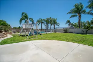 925 Hemingway Dr, Corona, CA 92878 - Photo 51