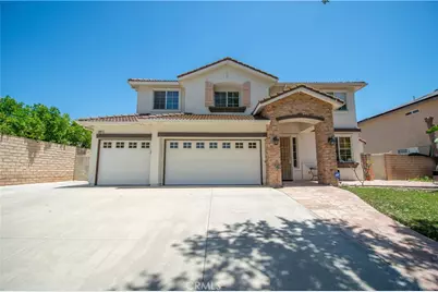 925 Hemingway Drive, Corona, CA 92878 - Photo 1