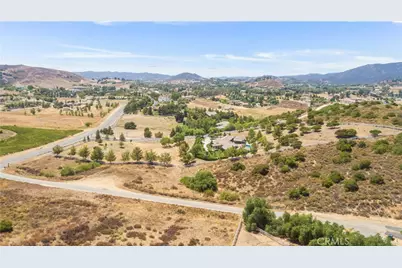 38580 Celine Cove, Murrieta, CA 92562 - Photo 73