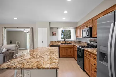 26750 Oakmont Dr, Menifee, CA 92586 - Photo 9