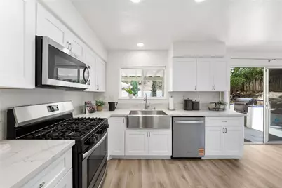 31582 Golden Lion Drive, Temecula, CA 92591 - Photo 33