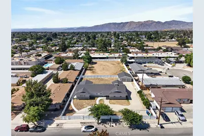 940 E Whittier, Hemet, CA 92543 - Photo 49
