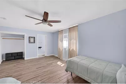 940 E Whittier, Hemet, CA 92543 - Photo 33
