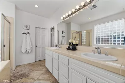 25227 Coral Canyon Road, Corona, CA 92883 - Photo 23