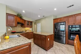 25227 Coral Canyon Rd, Corona, CA 92883 - Photo 13