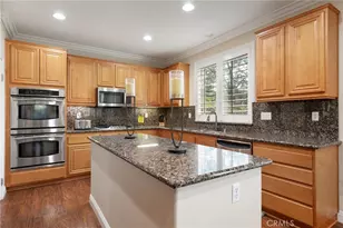 27122 Tube Rose St, Murrieta, CA 92562 - Photo 3