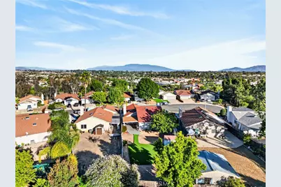 39427 Canyon Rim, Temecula, CA 92591 - Photo 35