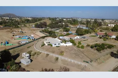 25210 Catalina, Murrieta, CA 92562 - Photo 35