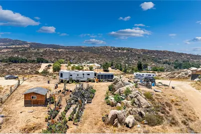 41720 Oak Canyon Road, Hemet, CA 92544 - Photo 17
