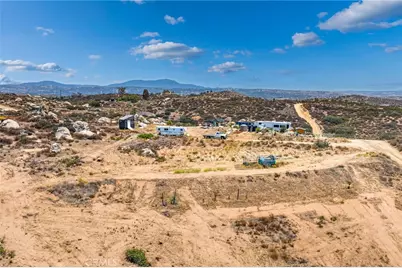 41720 Oak Canyon Road, Hemet, CA 92544 - Photo 13