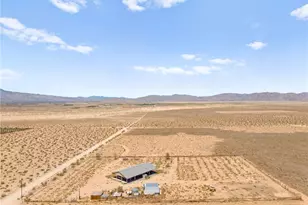 36990 Cambria Rd, Lucerne Valley, CA 92356 - Photo 5
