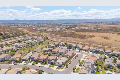 38121 Summer Ridge Drive, Murrieta, CA 92563 - Photo 29