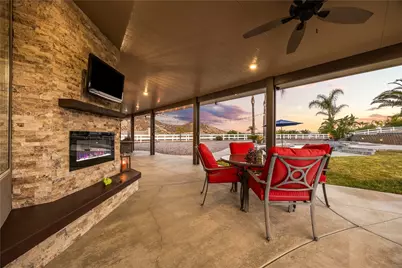 17671 Big Sky Circle, Perris, CA 92570 - Photo 3