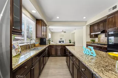 29535 Hyperion, Murrieta, CA 92563 - Photo 13