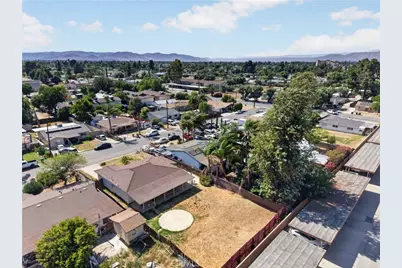 26296 Investors Place, Hemet, CA 92544 - Photo 23