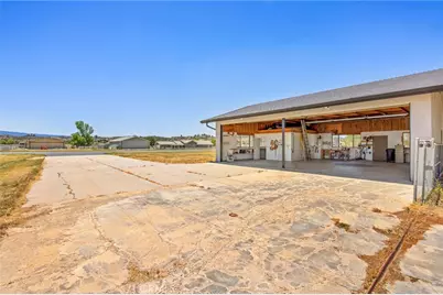 49585 Flightline Way, Aguanga, CA 92536 - Photo 23