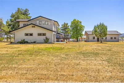 49585 Flightline Way, Aguanga, CA 92536 - Photo 11