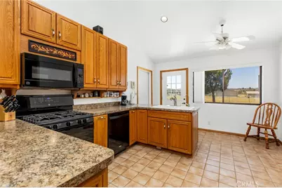 49585 Flightline Way, Aguanga, CA 92536 - Photo 45