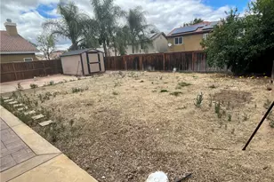 39253 Cayman Ct, Murrieta, CA 92563 - Photo 5