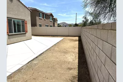 1289 Kingfisher, Hemet, CA 92545 - Photo 37
