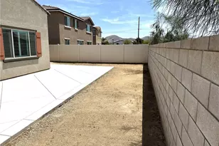 1289 Kingfisher, Hemet, CA 92545 - Photo 37