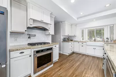 24425 Epson Court, Murrieta, CA 92562 - Photo 9