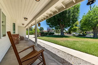 24425 Epson Court, Murrieta, CA 92562 - Photo 3