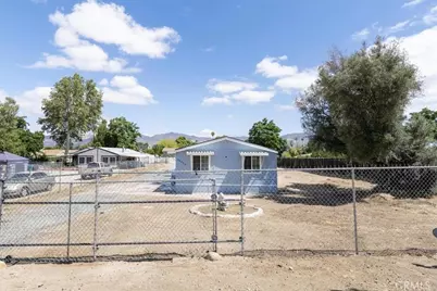 44066 Acacia, Hemet, CA 92544 - Photo 5