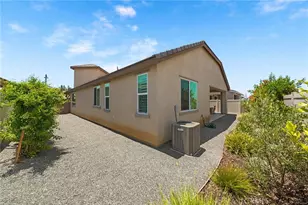 32042 Hyacinth Wy, Temecula, CA 92591 - Photo 25
