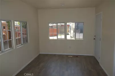 4015 Mountain  Dr #29, San Bernardino, CA 92407 - Photo 3