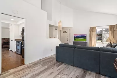 41760 Bargil Court, Temecula, CA 92591 - Photo 7