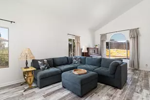 41760 Bargil Ct, Temecula, CA 92591 - Photo 5
