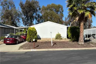 38310 Camino Cinife, Murrieta, CA 92563 - Photo 47