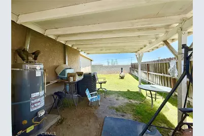 2812 Razor Way, Rubidoux, CA 92509 - Photo 39