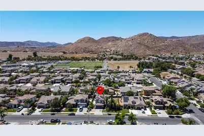 845 Brisbane, Hemet, CA 92545 - Photo 37