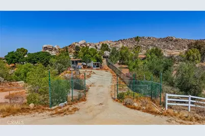 22740 Ramona, Nuevo, CA 92567 - Photo 7