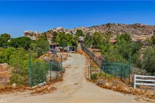 22740 Ramona, Nuevo, CA 92567 - Photo 7